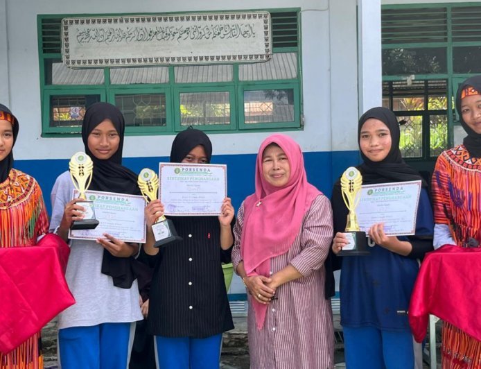 Semangat Sportivitas Membara, PORSENDA Semester 1 2025 di MTsN 1 Tana Toraja Resmi Ditutup