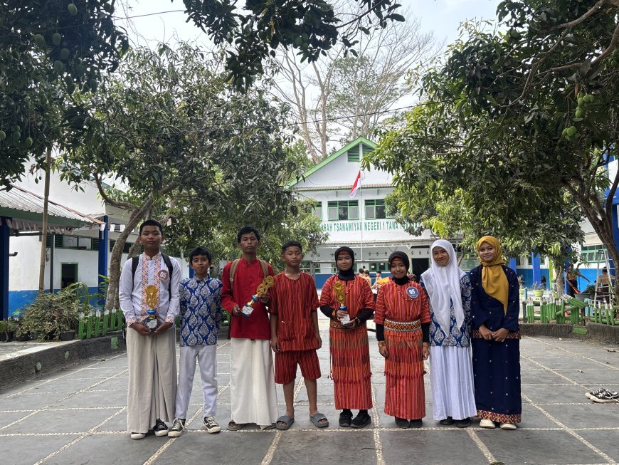 Buktikan Potensi di FTBI 2026, Kontingen MTsN 1 Tana Toraja Sukses Raih Tiga Piala
